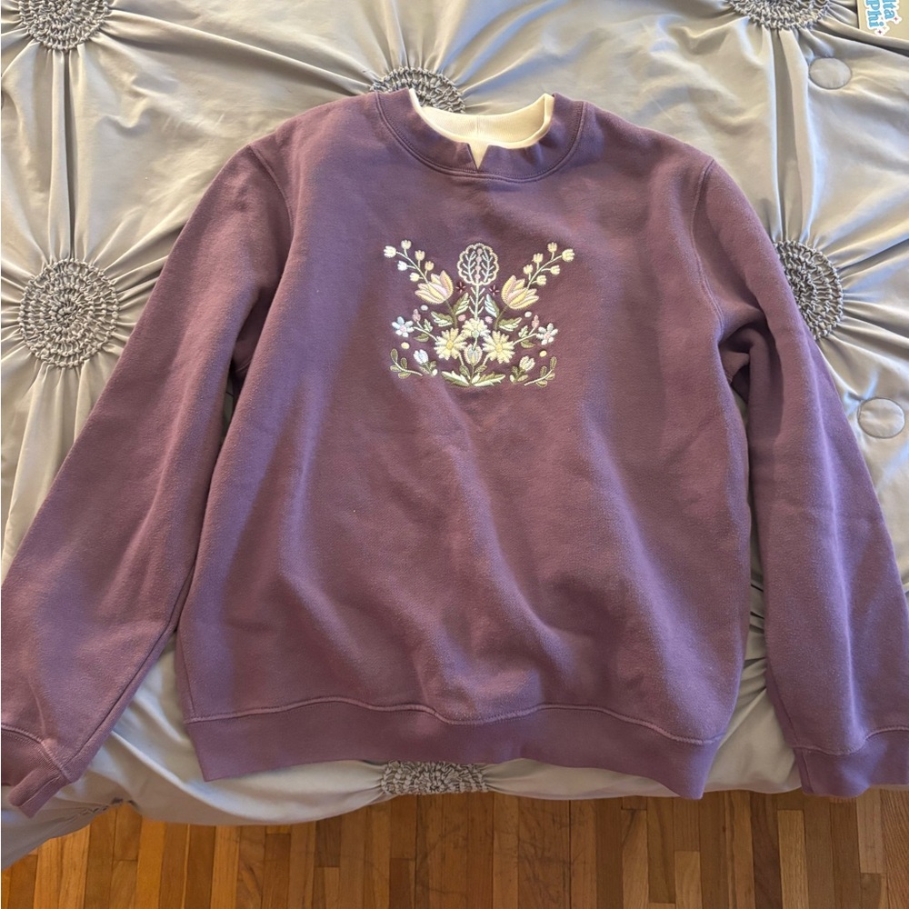 Purple Vintage Floral Embroidered Women's Sweater